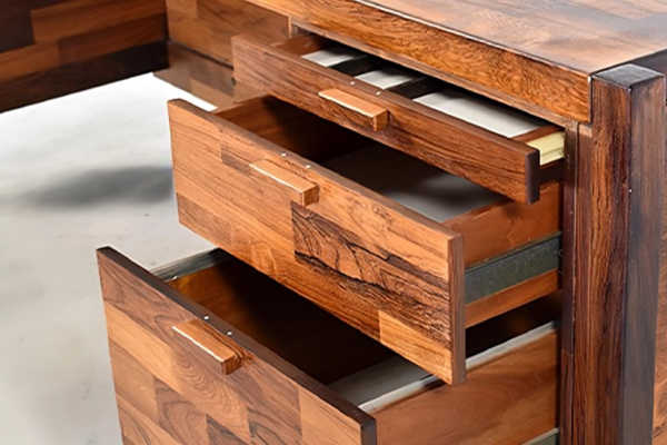 cocobolo desk: A Timeless Icon of Elegance and Functionality