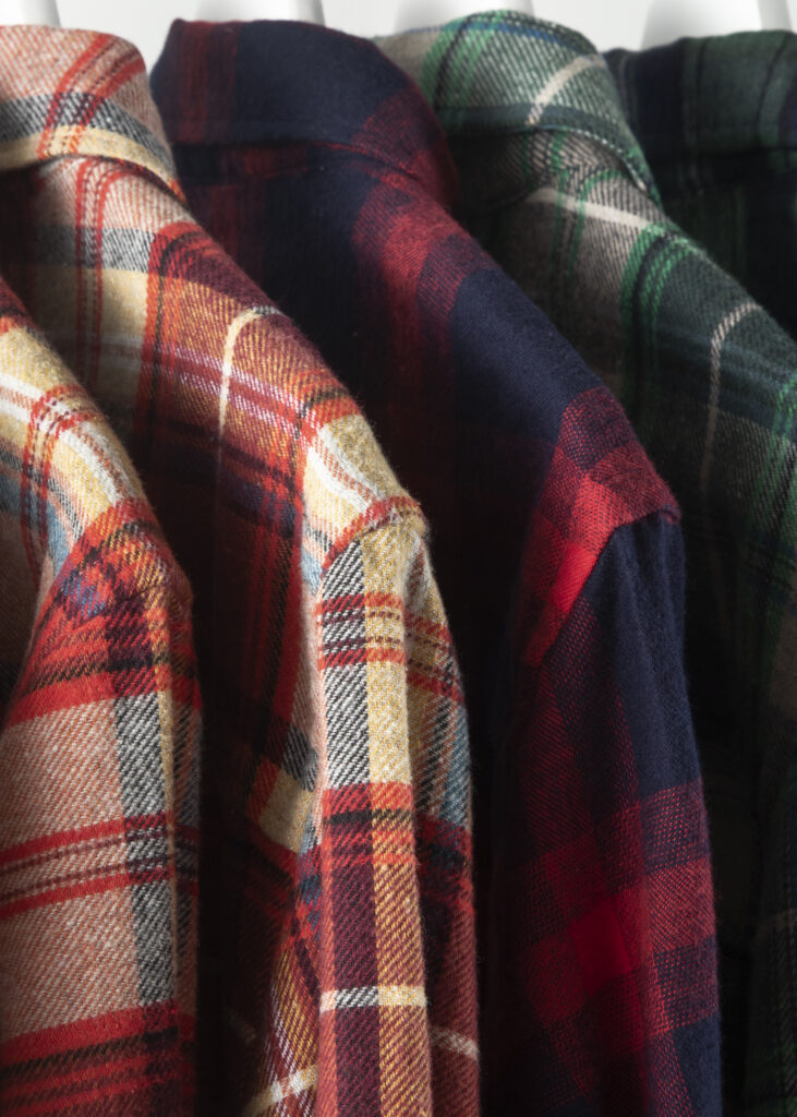 Plaid Blazers & Bomber Jackets: A Perfect Blend of Classic and Contemporary Fashion